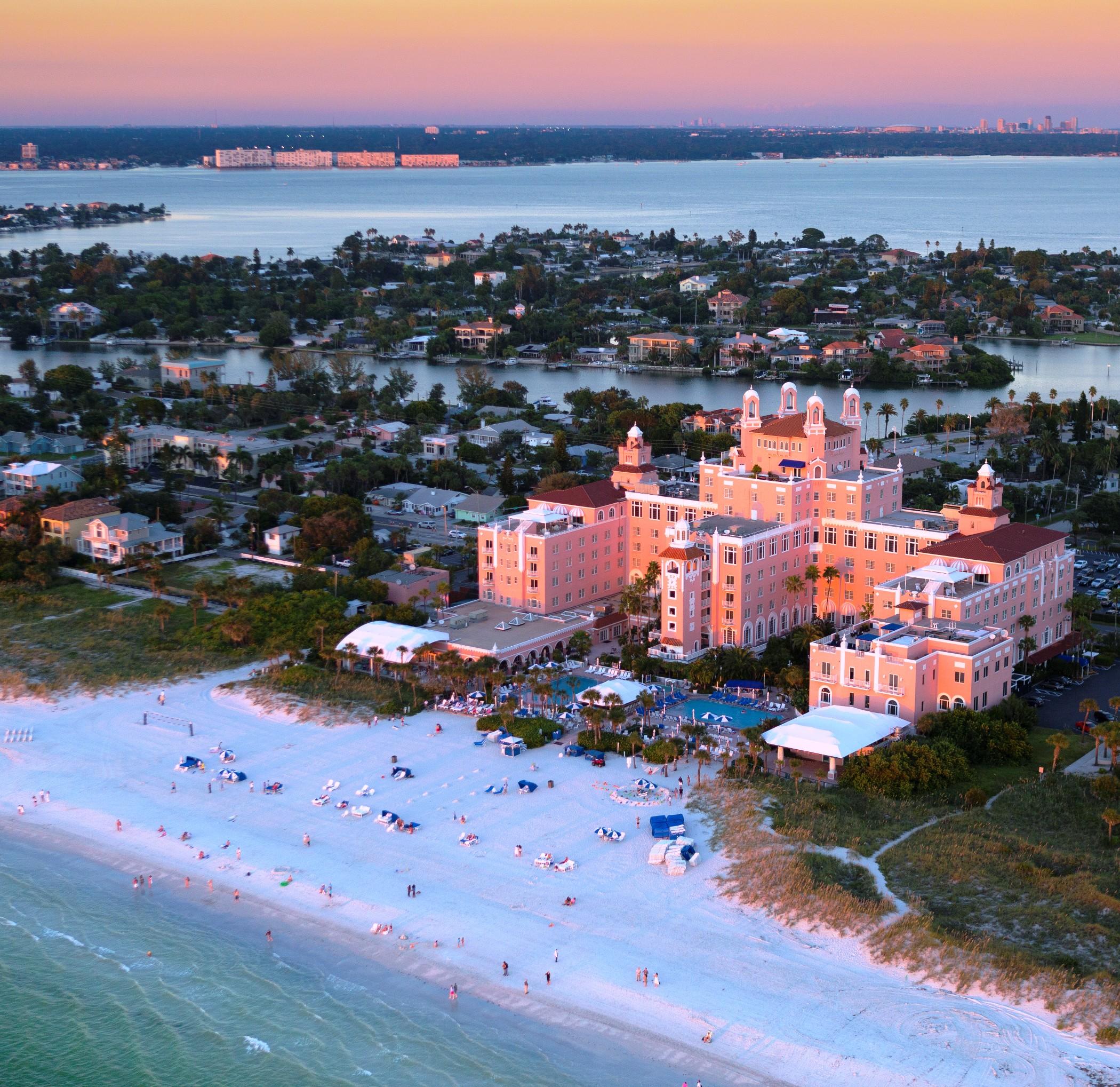 Hotel The Don Cesar St. Pete Beach Exterior foto