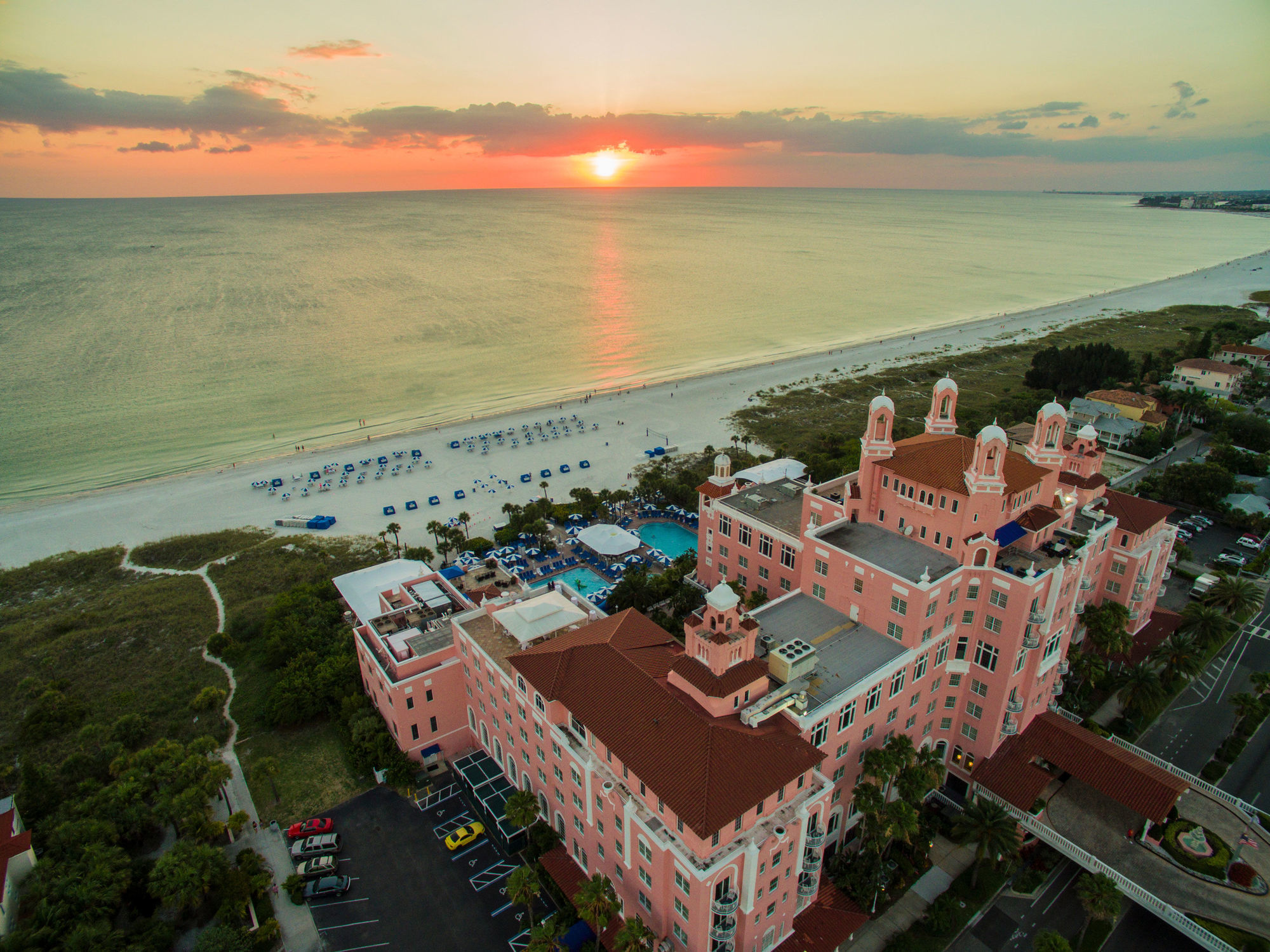 Hotel The Don Cesar St. Pete Beach Exterior foto